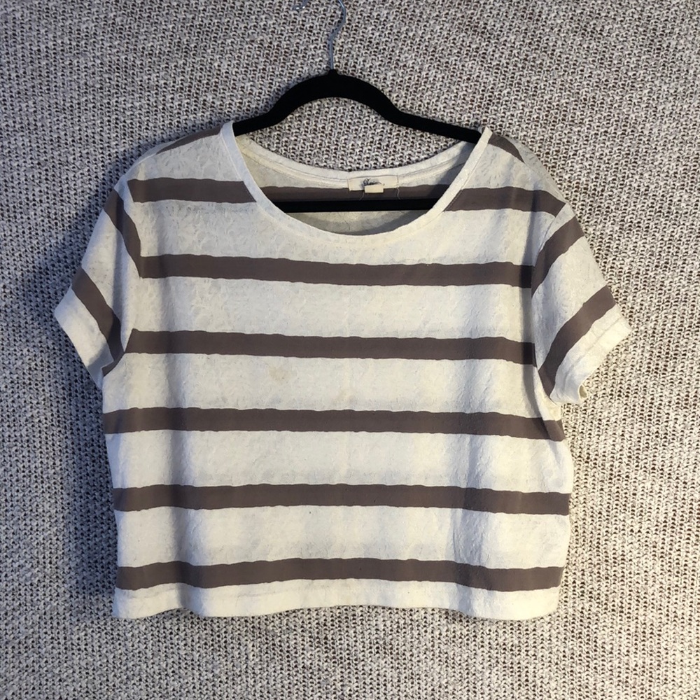 Flowy, Semi-Cropped Forever 21 Shirt